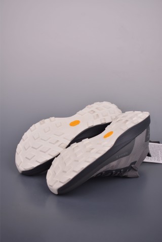 Arc'teryx Norvan SL 3 view 21