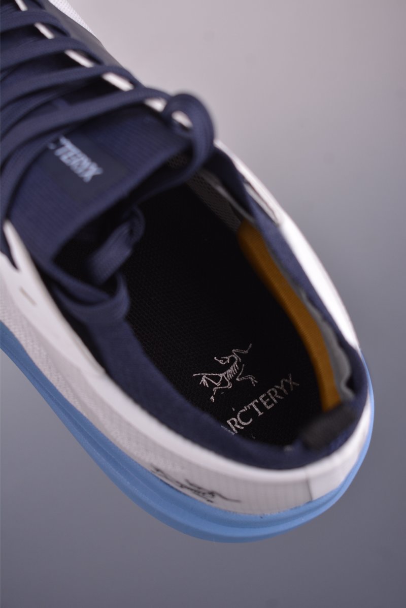 Arc'teryx Sylan LT W view