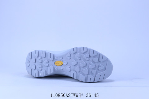 Arc'teryx TX Low view 4