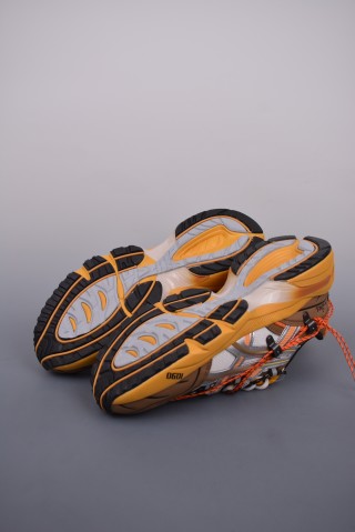 Asics Andersson Bell x Asics Gel-1090 view 3