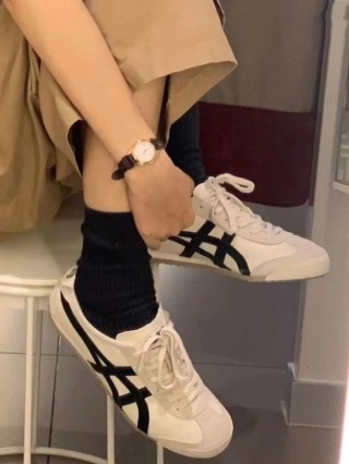 Asics Onitsuka Tiger view 3