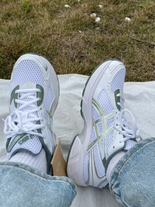 Asics Running view 4