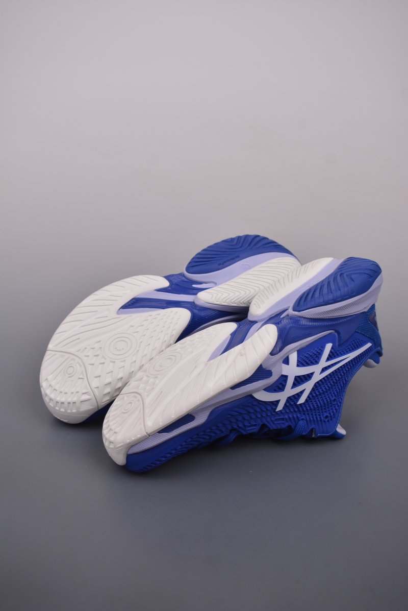 Asics Court FF3 Novak view