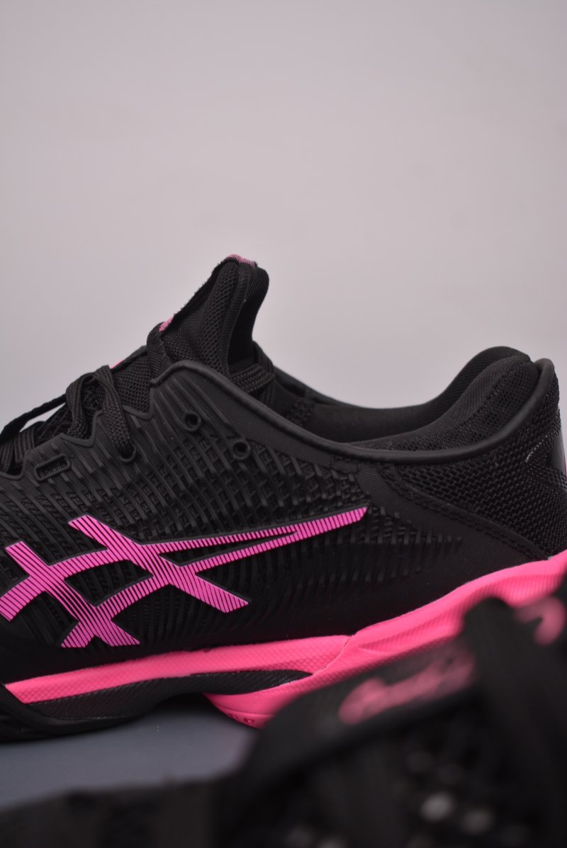 Asics Court FF3 Novak view