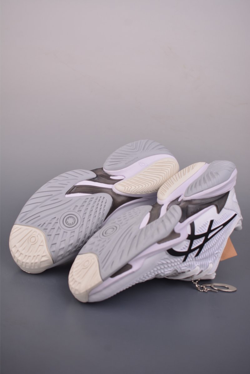 Asics Court FF3 Novak view