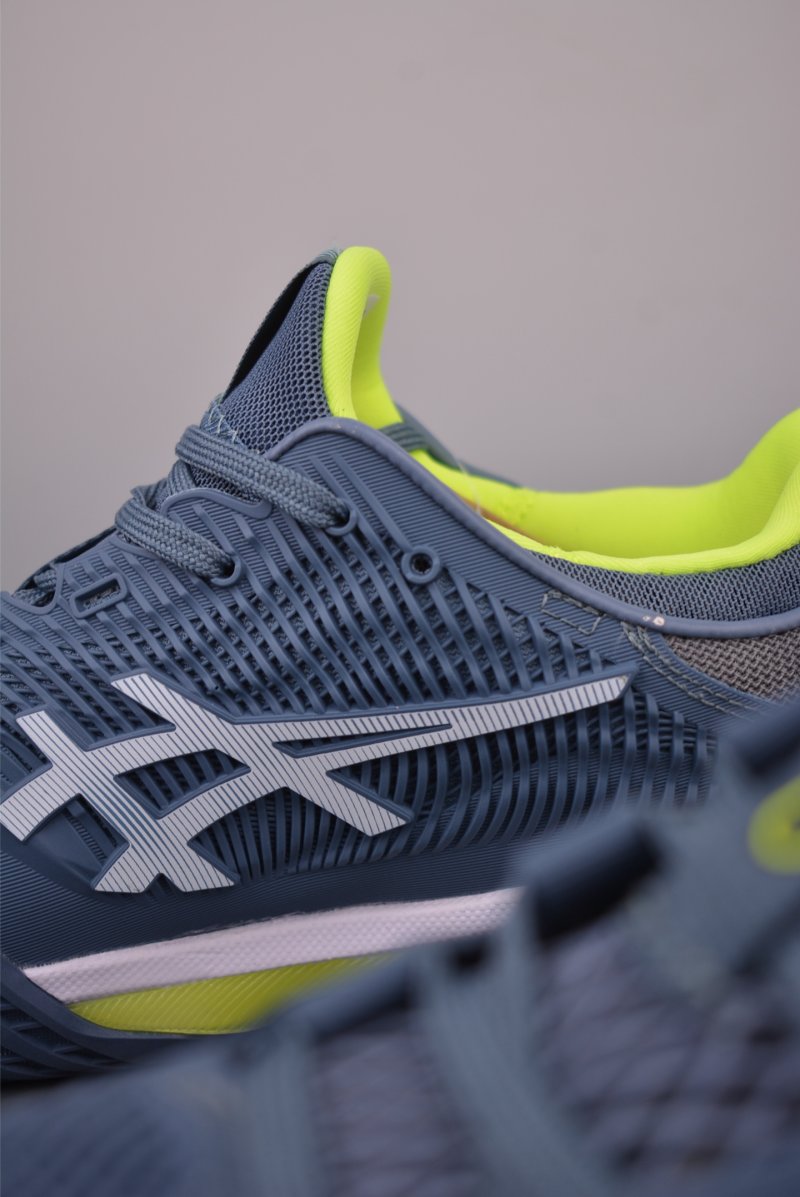Asics Court FF3 Novak view