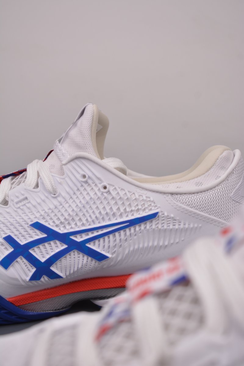 Asics Court FF3 Novak view