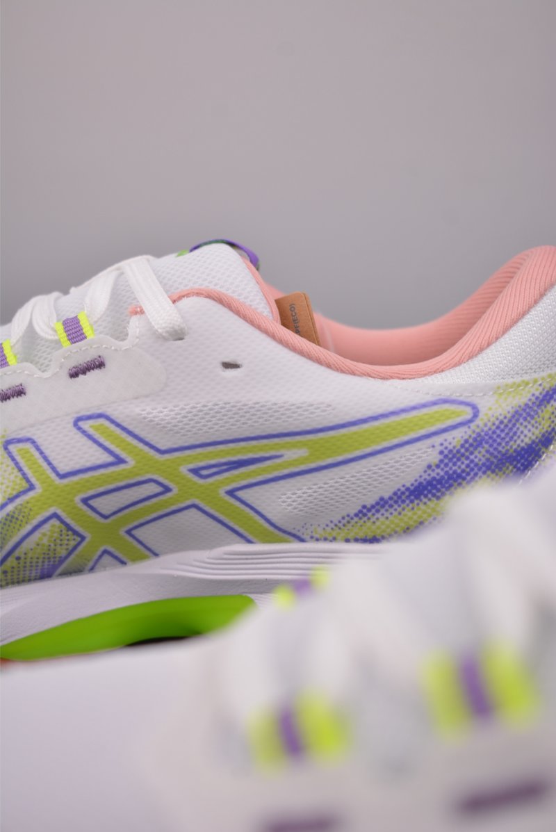 Asics Court FF4 Novak view