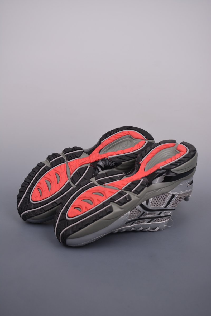 Asics Gel-1090 view