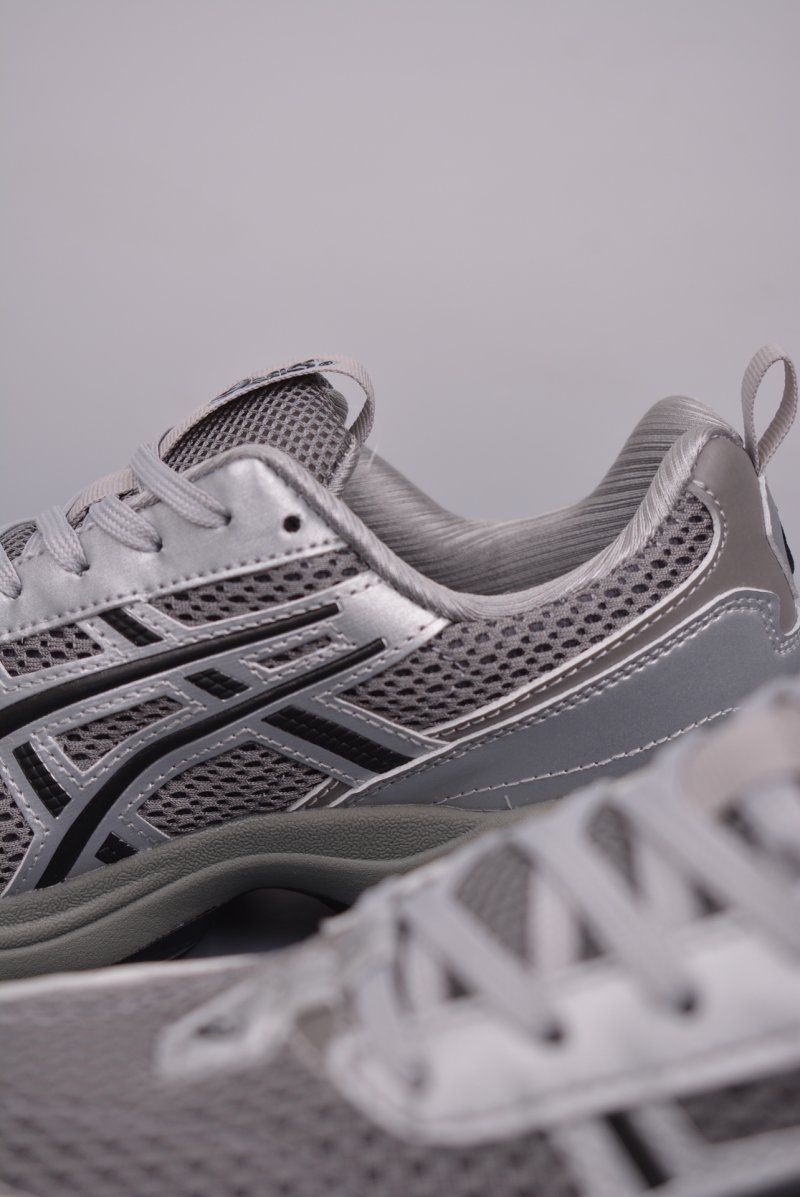 Asics Gel-1090 view