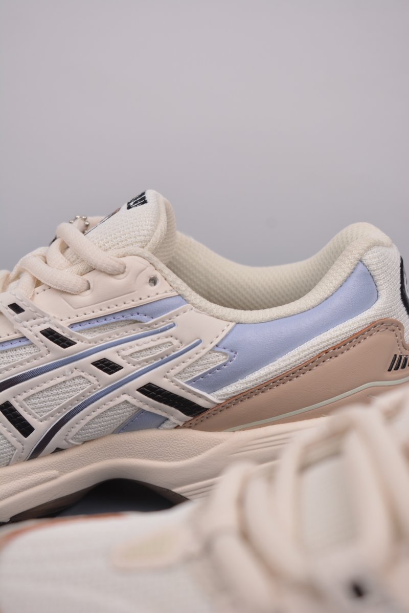 Asics Gel-1090 view