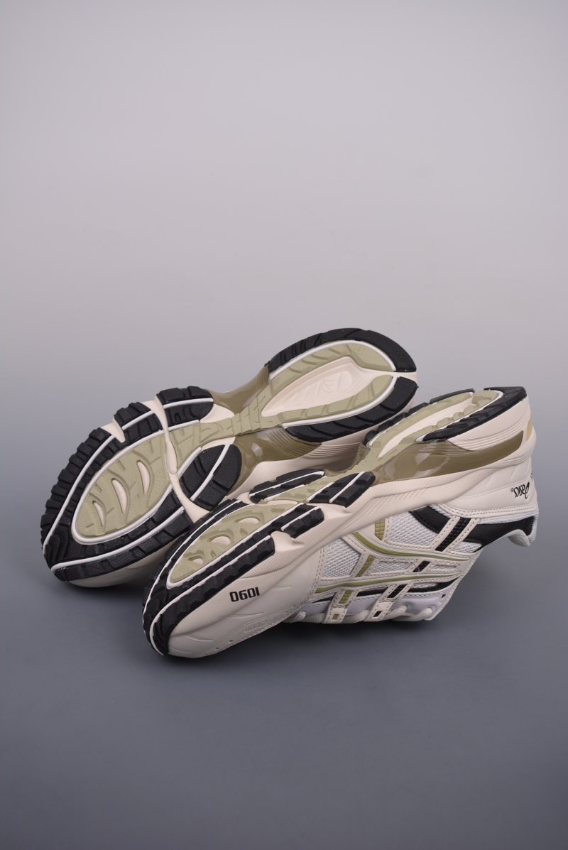 Asics Gel-1090 view