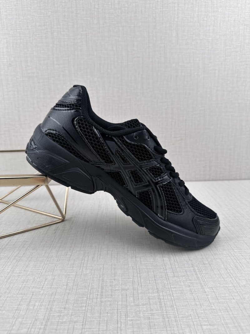 Asics Gel-1130 view
