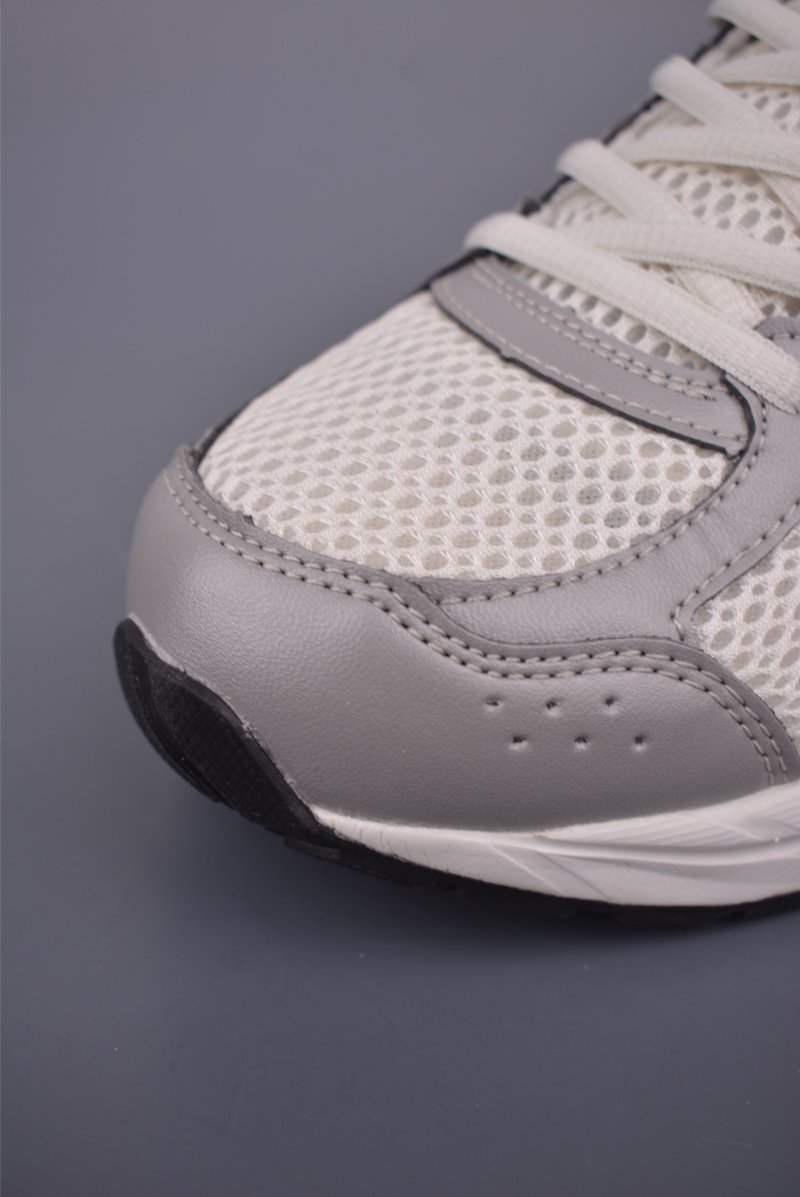 Asics Gel-Contend 4 view