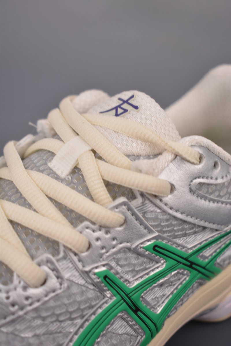 Asics Gel-Cumulus 16 view