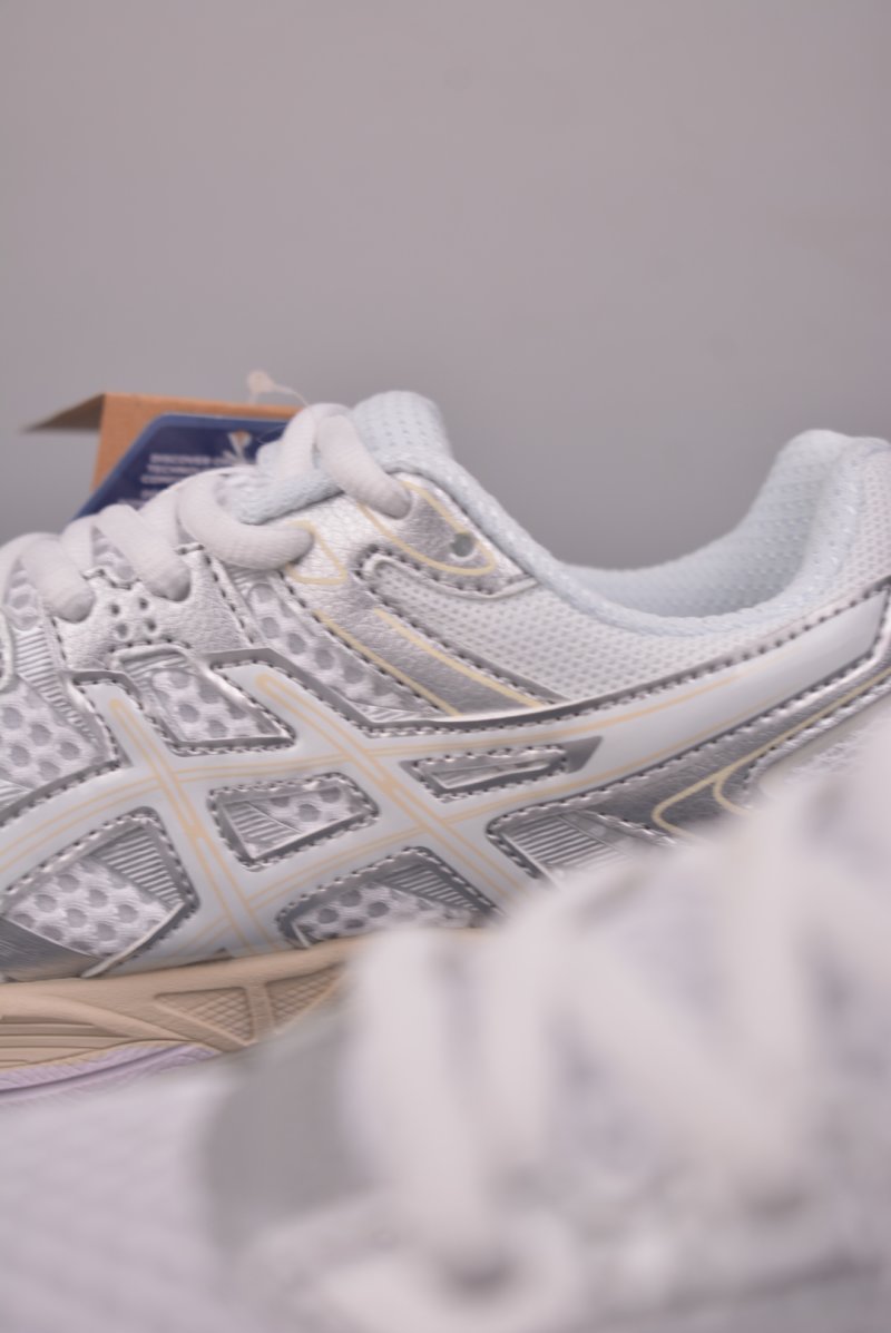 Asics Gel-Cumulus 16 view