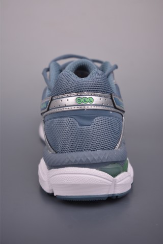 Asics Gel-Cumulus 16 view 4