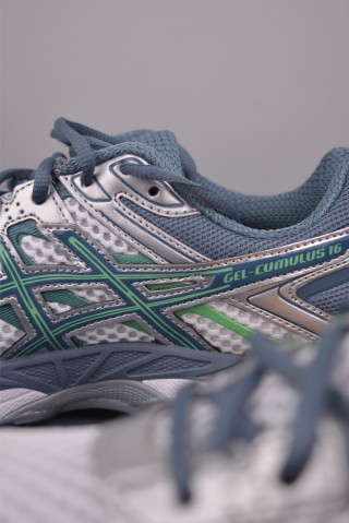 Asics Gel-Cumulus 16 view 8