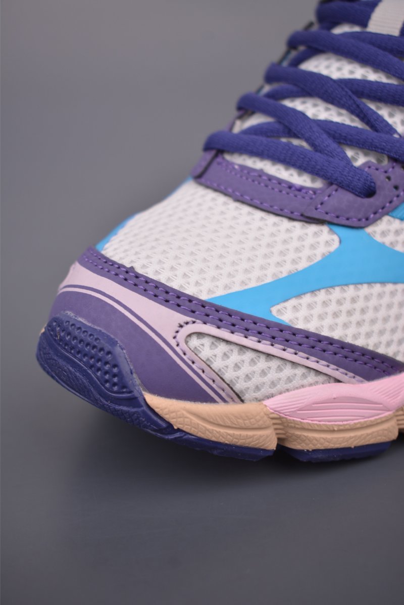 Asics Gel-Cumulus 16 view