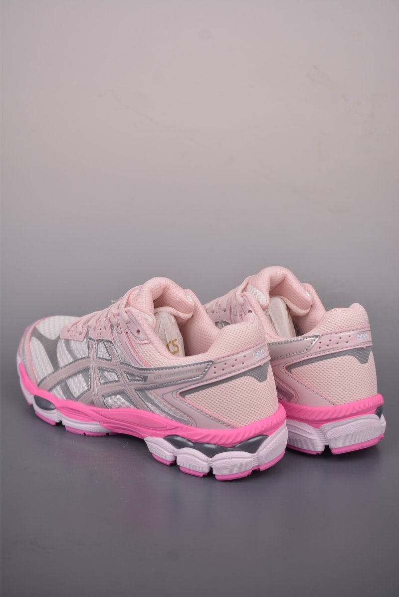 Asics Gel-Cumulus 16 view