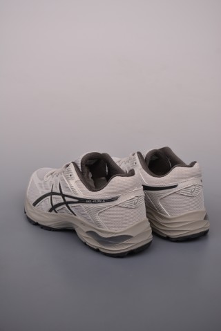 Asics Gel-Flux 4 view 2