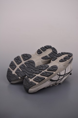 Asics Gel-Flux 4 view 3