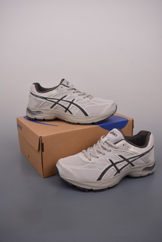 Asics Gel-Flux 4 view 5