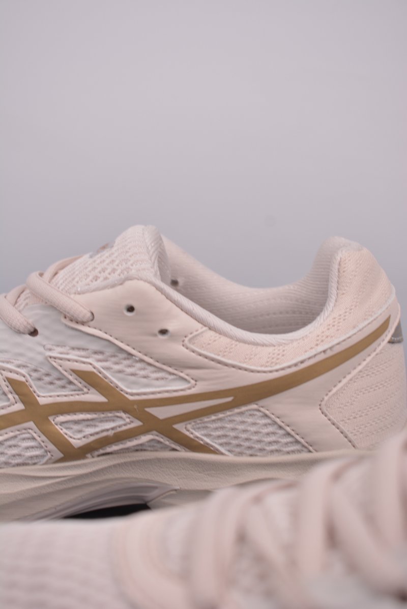 Asics Gel-Flux 4 view