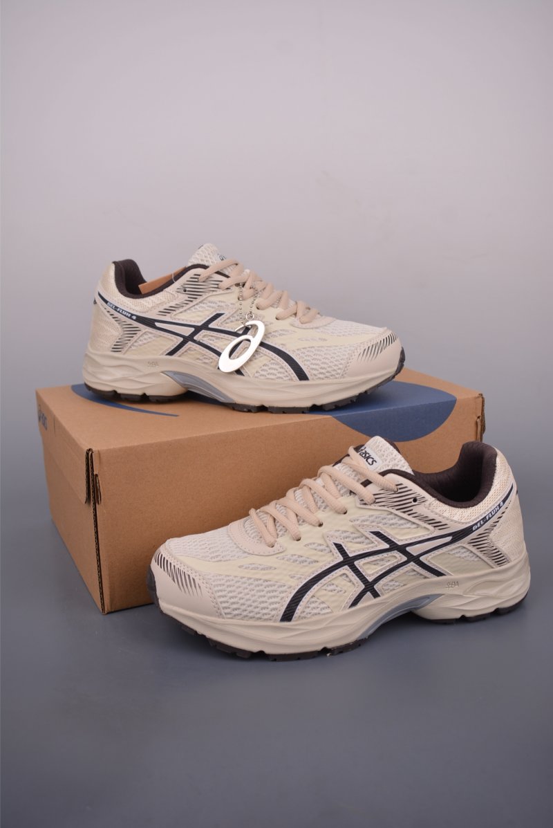 Asics Gel-Flux 4 view
