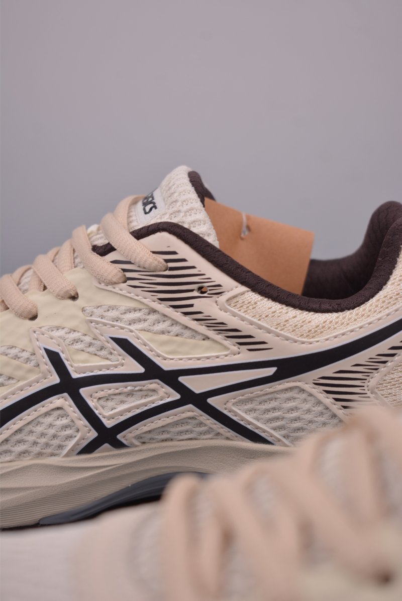 Asics Gel-Flux 4 view