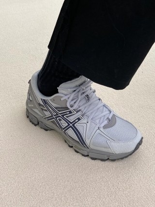 Asics Gel-Kahana 8 view 5