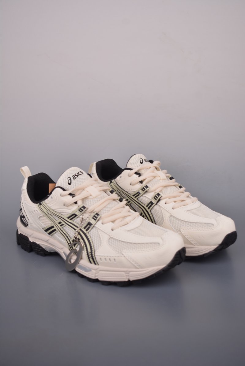 Asics Gel-Kahana 8 view