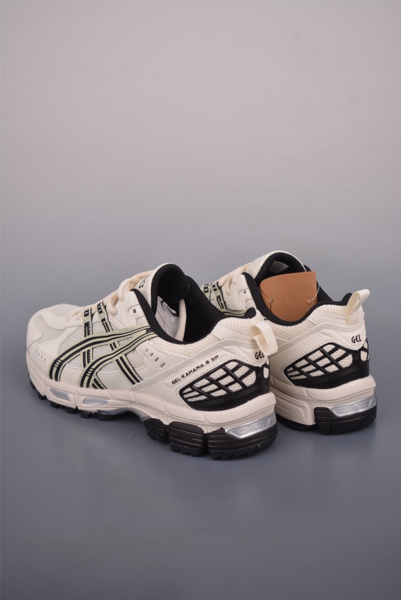 Asics Gel-Kahana 8 view