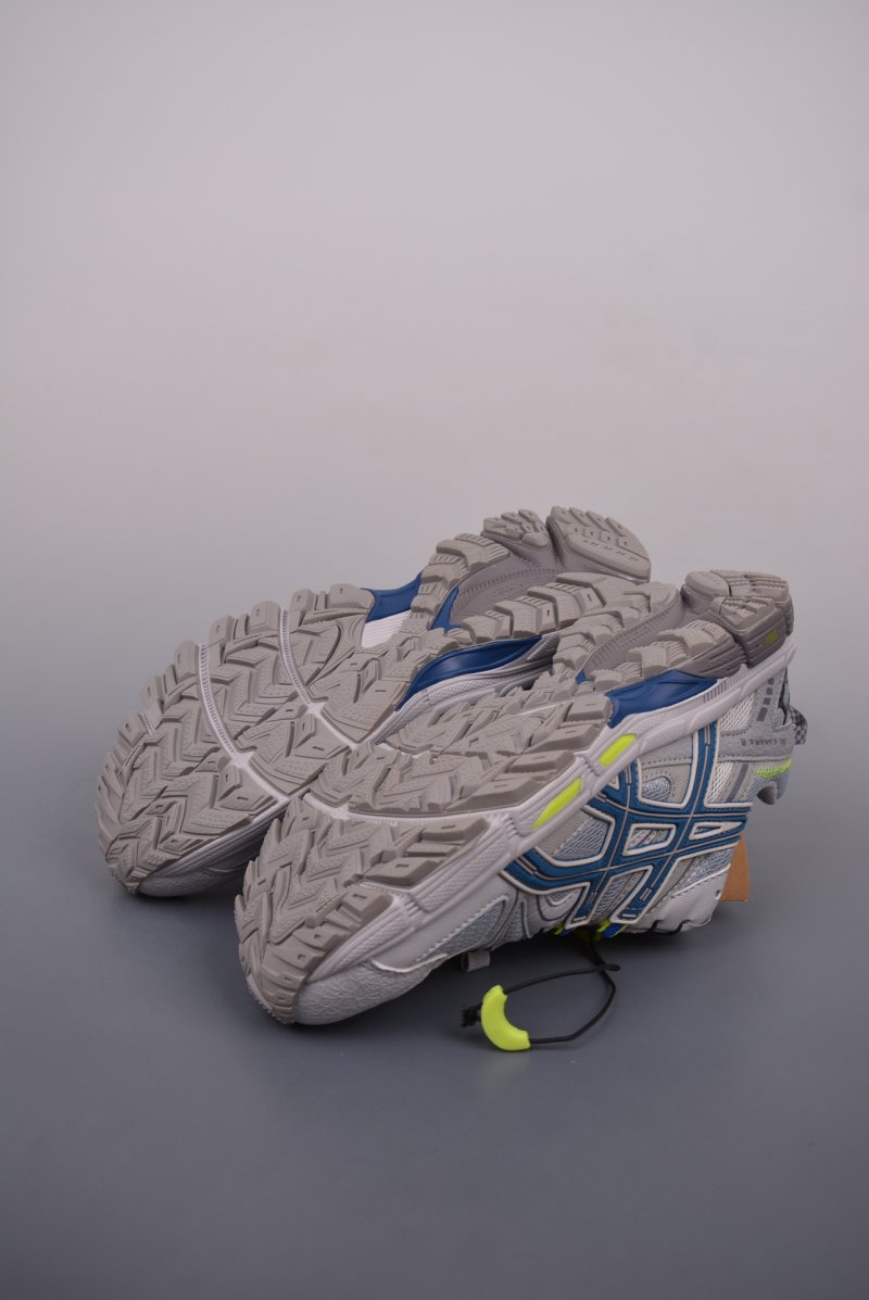 Asics Gel-Kahana 8 view