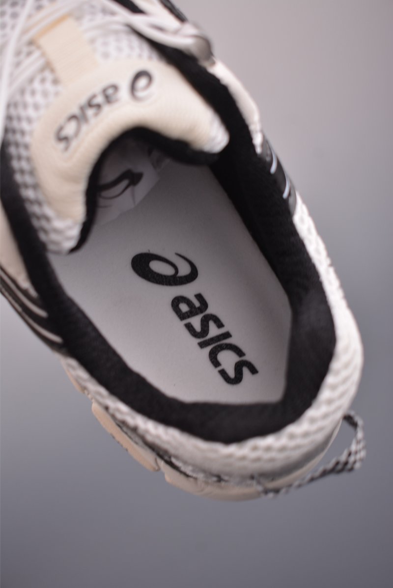 Asics Gel-Kahana 8 view