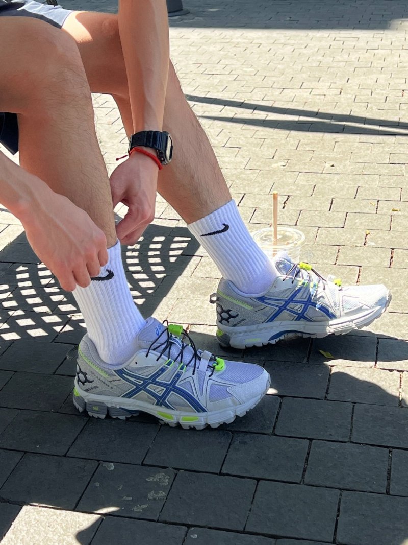 Asics Gel-Kahana view