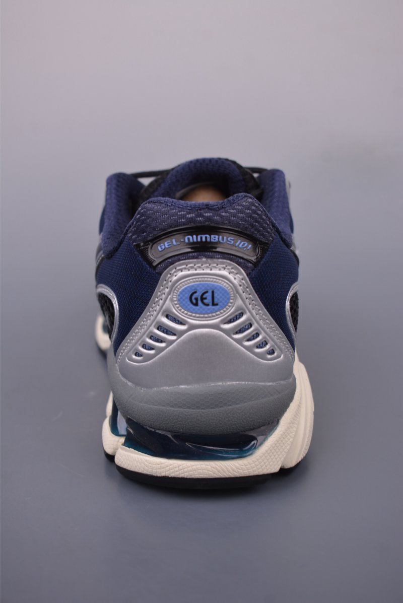 Asics Gel-Kahana Nimbus 10.1 Y2K view