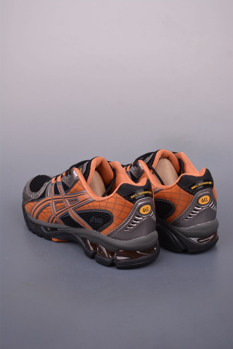 Asics Gel-Kahana Nimbus 10.1 Y2K view