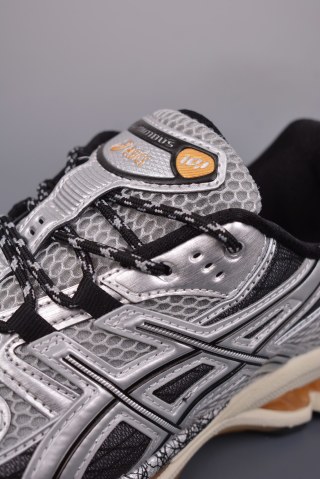 Asics Gel-Kahana Nimbus 10.1 Y2K view 7