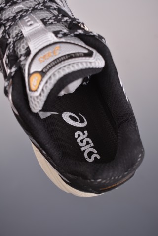 Asics Gel-Kahana Nimbus 10.1 Y2K view 9