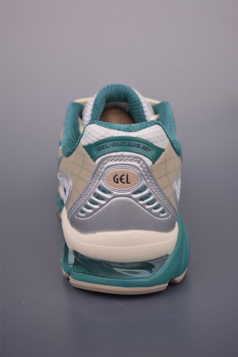 Asics Gel-Kahana Nimbus 10.1 Y2K view
