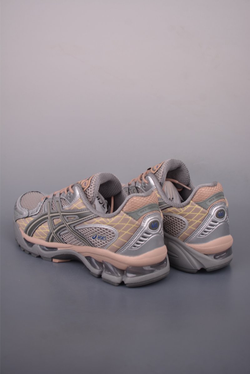Asics Gel-Kahana Nimbus 10.1 Y2K view