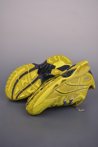 Asics Gel-Kahana Nimbus 10.1 Y2K view 3