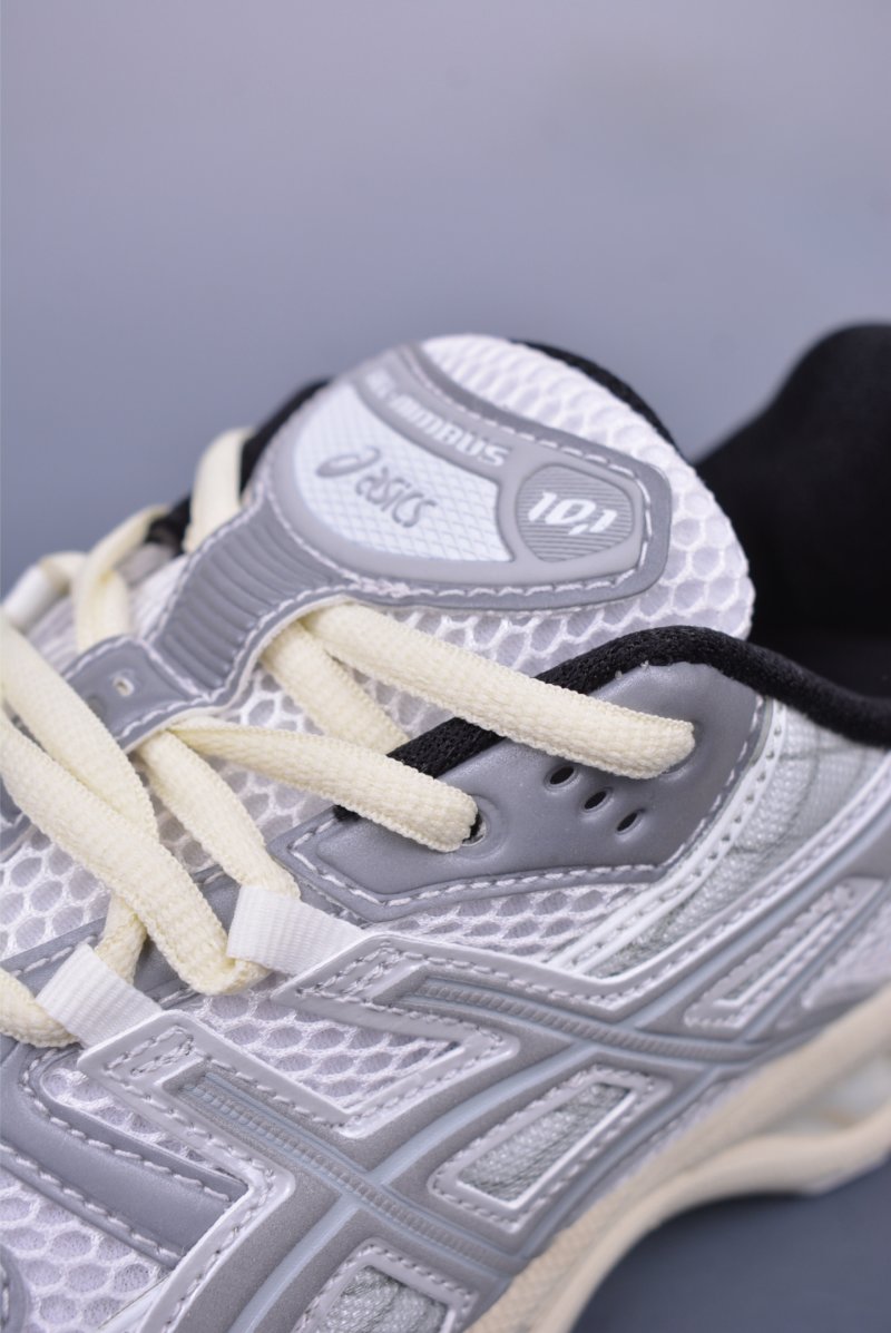 Asics Gel-Kahana Nimbus 10.1 Y2K view