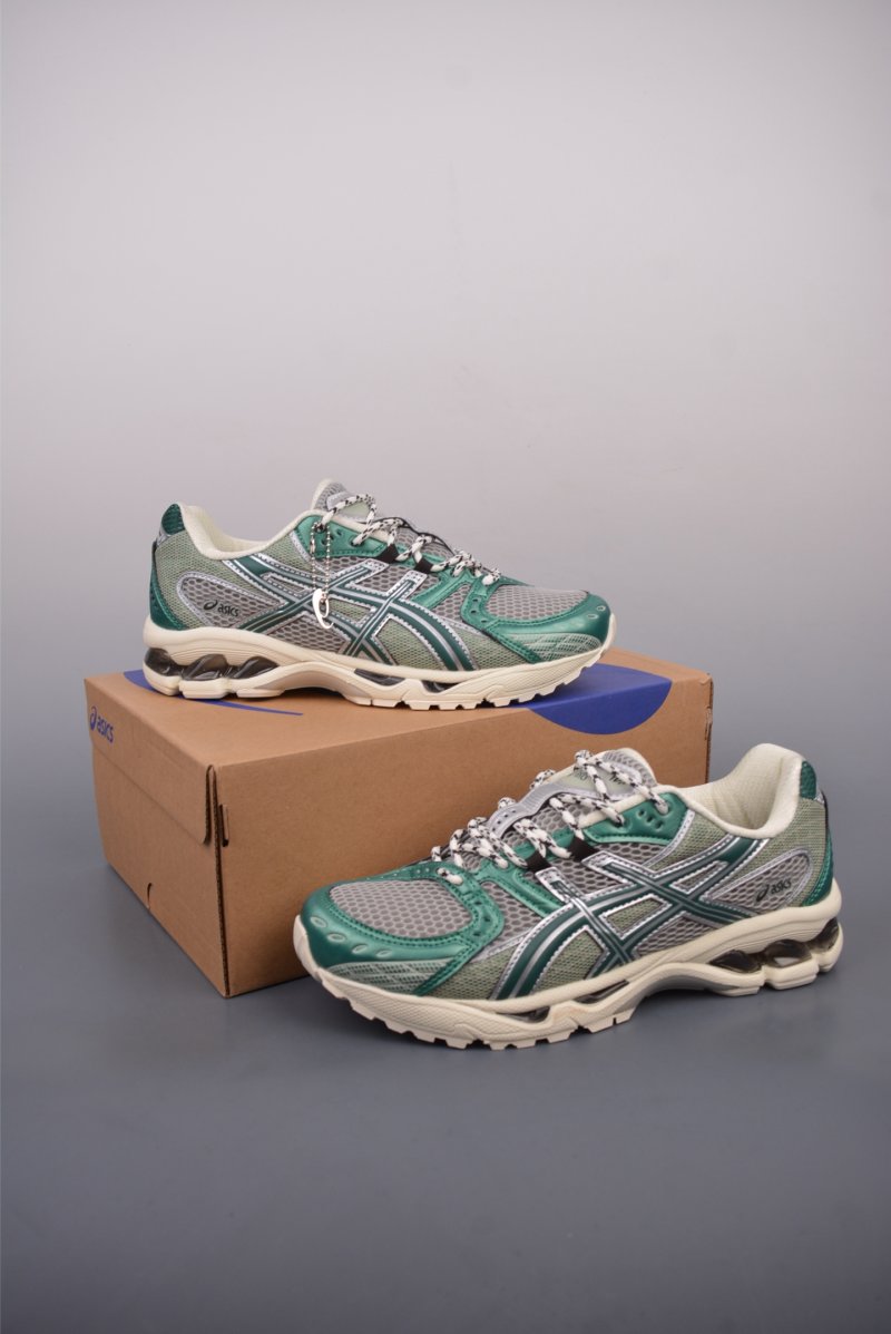 Asics Gel-Kahana Nimbus 10.1 Y2K view
