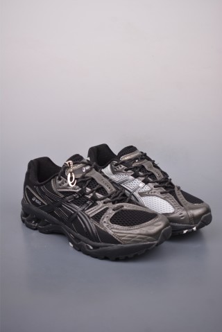 Asics Gel-Kahana Nimbus 10.1 Y2K view 1