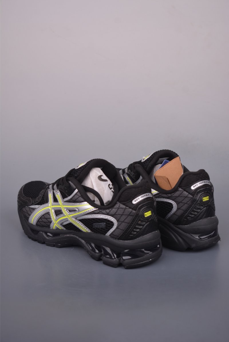 Asics Gel-Kahana Nimbus Y2K view