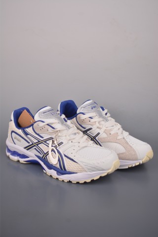 Asics Gel-Kahana Nimbus Y2K view 1