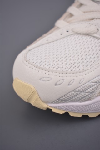 Asics Gel-Kahana Nimbus Y2K view 6