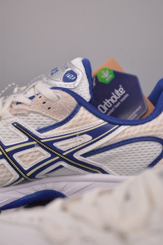 Asics Gel-Kahana Nimbus Y2K view 8